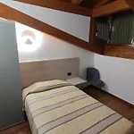 Wine Hotel *
